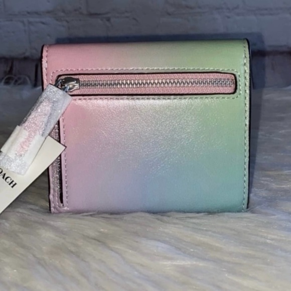 Coach WYN Ombre Wallet - Picture 3 of 3